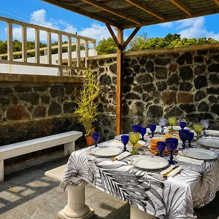 Holiday home Casinha De Pedra Cais do Pico