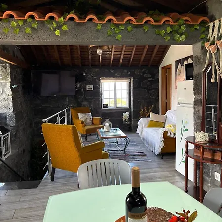 Casinha De Pedra Holiday home *